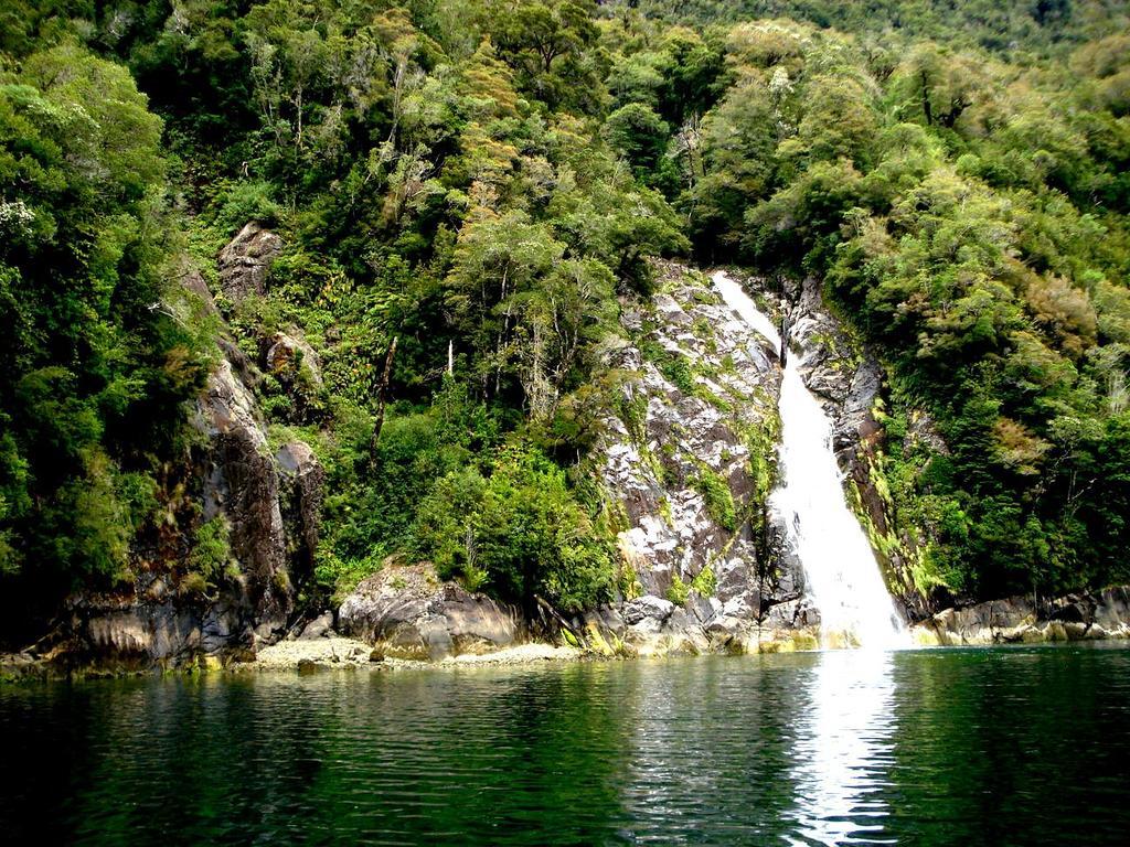 Cabanas Lago Abascal
