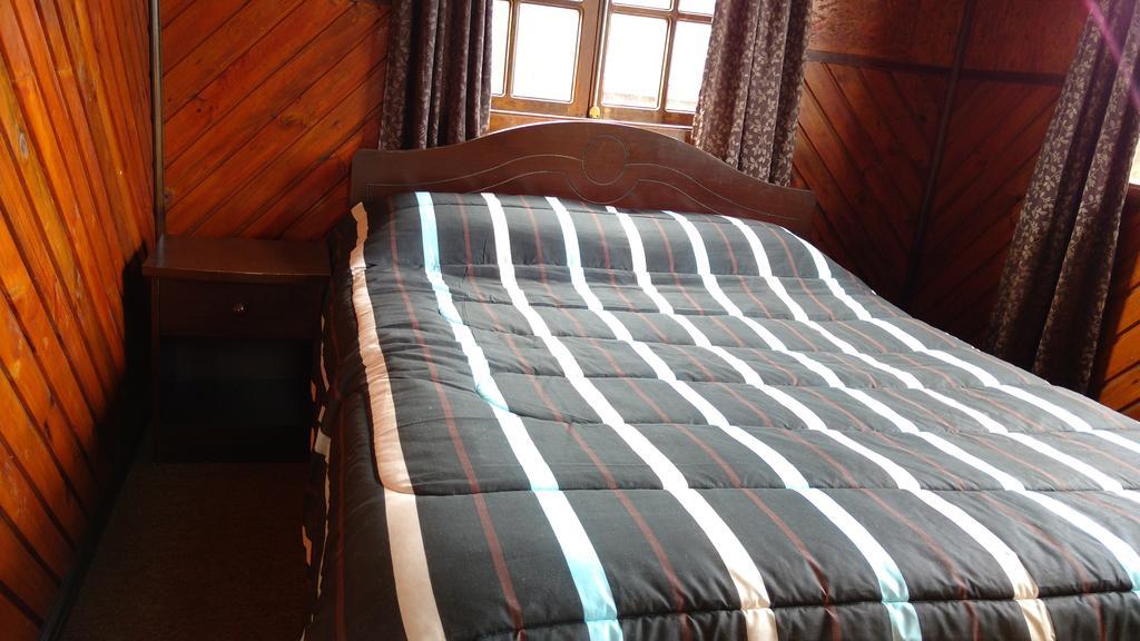 Cabanas Lago Abascal *
